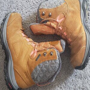 Salomon Goretex Winter Hiking Boots Womens 7.5